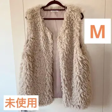 미사용 새상품 퍼 베스트 M