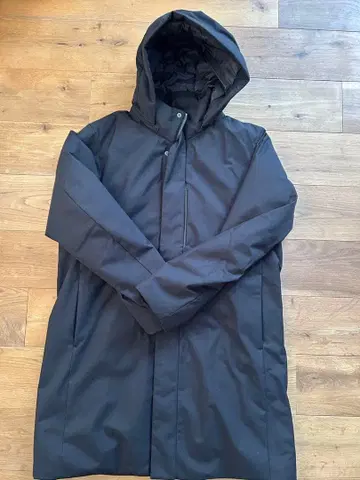 유니클로 하이브리드 다운 코트