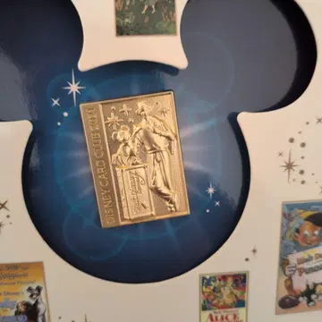 Disney Card Club 2021 핀 배지