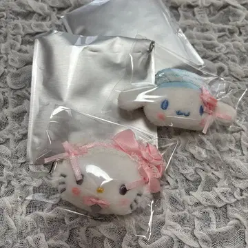 챠미키티&시나모롤 화이트 프릴 시크릿 헤어 클립