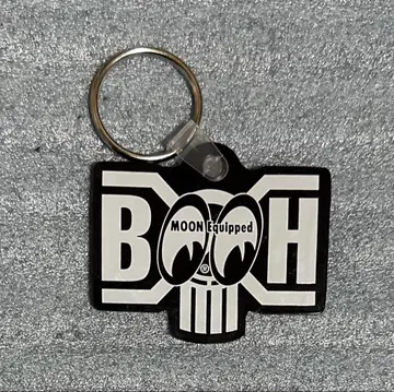 BOUNTY HUNTER x MOON Equipped Key Ring