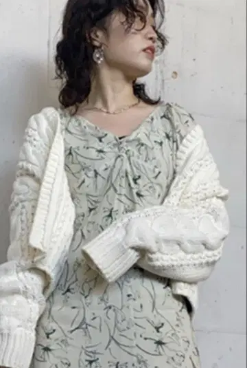 FRAY I.D 케이블 니트 가디건