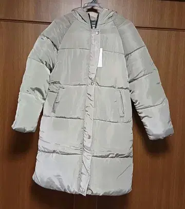 여성용 다운 코트 라이트 카키 L 새상품