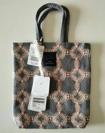 새상품 미나 페르호넨 x BEAMS 'hanaha' toast bag