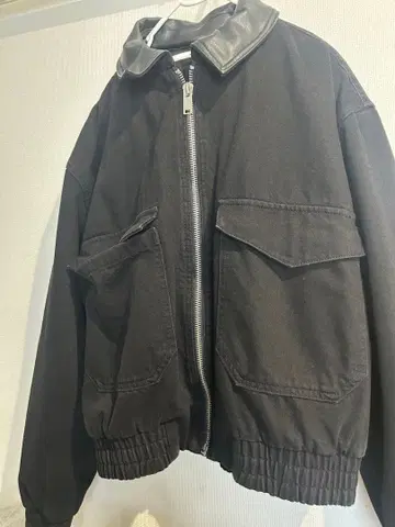 ZARA 블랙 자켓 M 사이즈