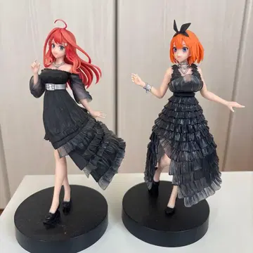 피규어 세트 2개