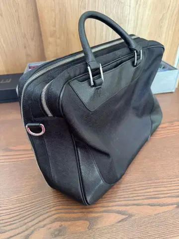 PELLE MORBIDA 비즈니스 백 블랙