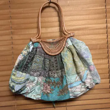 라이카 패치워크 디자인 핸드백 그린 계열