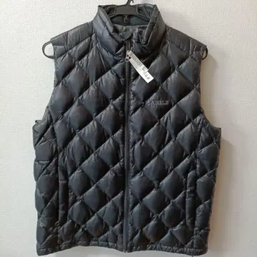 AIGLE 블랙 퀼팅 다운 베스트