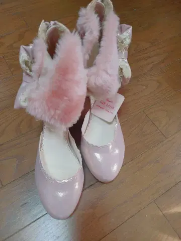 LIZ LISA 리즈리사 펌프스 퍼