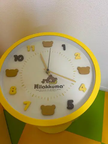 레트로 리락쿠마 벽걸이 시계 월 클락