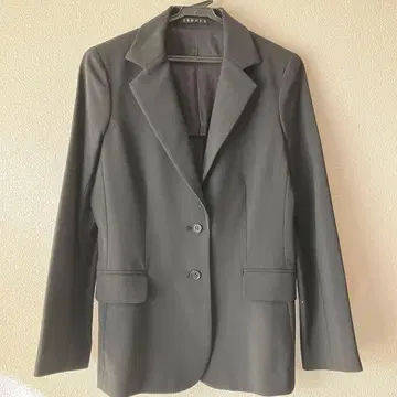 theory 테일러드 자켓 블랙 사이즈 4