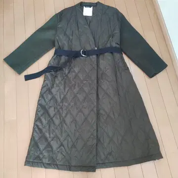 엘렌딕 퀼팅 A라인 코트 사이드 지퍼 이소재 절개