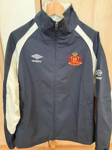 umbro 9090 나일론 자켓 M 사이즈 네이비