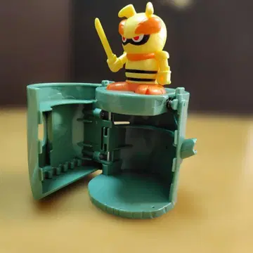 무시닌 하치닌 나무 줄기 반다이 피규어