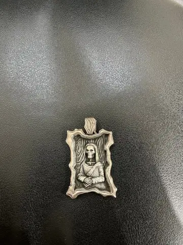 GINYA 실버 925 M.G.C 모나리자 스컬 펜던트