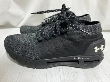 언더아머 HOVR 팬텀 러닝화 블랙