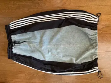 스트라이프 디자인 롱 스커트 블랙 데님