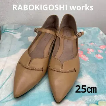 베이지 스틸레토 스트랩 신발