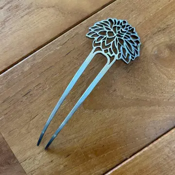 삼대째 판금점 달리아 헤어콤