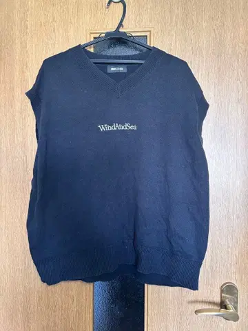 WindAndSea 니트 베스트