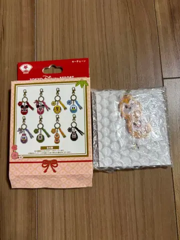 디즈니 설날 2026 칩과 데일 키체인