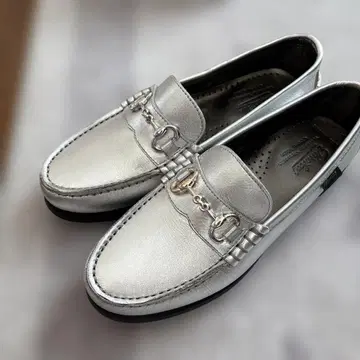 유나이티드 애로우즈 paraboot 실버 비트 로퍼