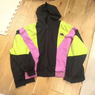 Candy Stripper 캔디스트리퍼 공룡 다이너소어 아우터