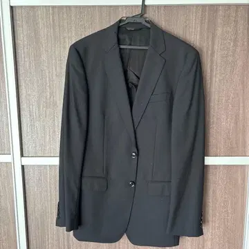 MAJI 블랙 포멀 수트