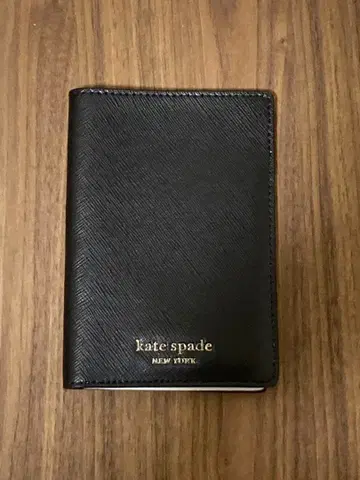 kate spade new york 여권 케이스