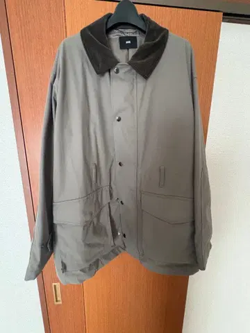 HARE COTATTO 헌팅 코트