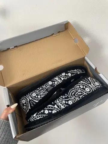 TROOPER BANDANA 슬립온 5/7 블랙/화이트