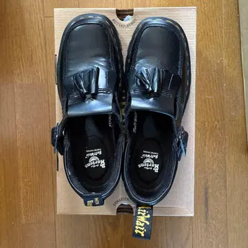 닥터 마틴 로퍼 블랙 7