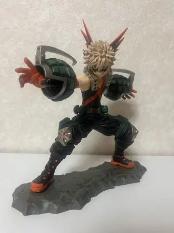 ARTFX J 바쿠고 카츠키 피규어 [ 2019년 8월 출시 ]