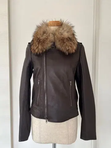 THEORY 브라운 가죽 라이더 자켓 (퍼 포함)