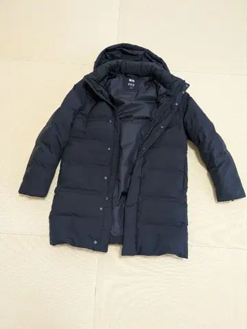 UNIQLO 심리스 다운 코트