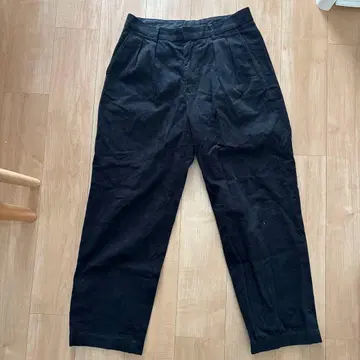 BEAMS 블랙 와이드 팬츠 M 사이즈