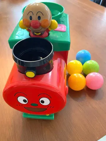 호빵맨 완구 공이 튀어나온다! 달린다 폼폼 SL맨