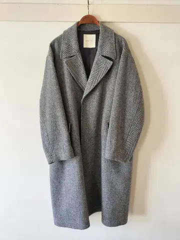 비슈 울 체스터 코트 L 사이즈