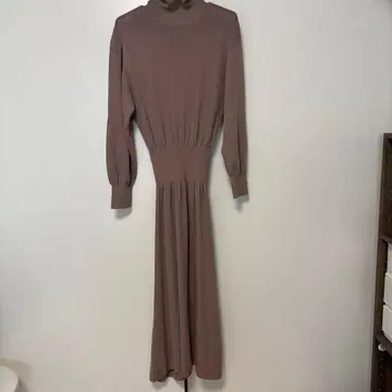 Mila Owen 베이지 롱 원피스