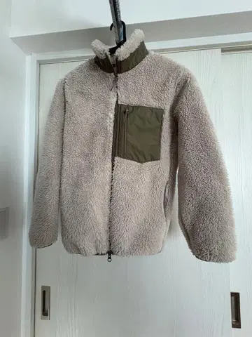 UNIQLO 베이지 플리스 자켓 S 사이즈