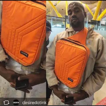 카니예 웨스트 ye 착용 yakpak record bag