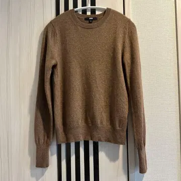 유니클로 캐시미어 100% 니트 스웨터 S 여성용