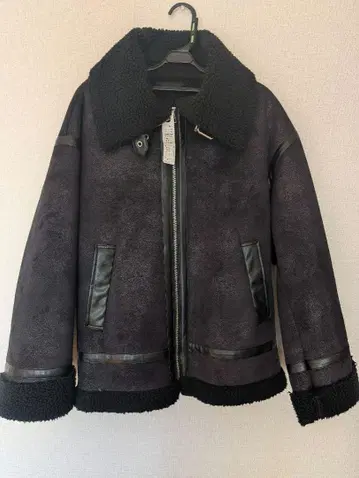 EMODA 보아 옷깃 페이크 무스탕 블루종