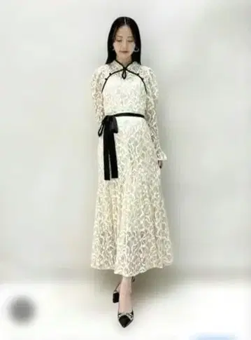 새상품 릴리 브라운 케이타 마루야마 레이스 롱 원피스 긴팔