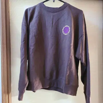 자수 긴팔 T셔츠 맨투맨 남성용 다크 브라운 크루넥