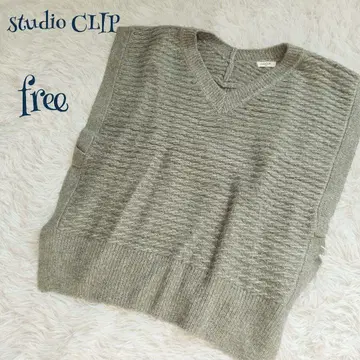 [ 스튜디오 클립 ] V넥 사이드탭 니트 베스트 free 체형 커버