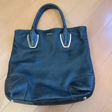 FURLA 블랙 가죽 토트백