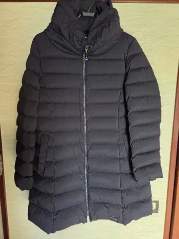 다크 네이비 다운 자켓 후드 부착