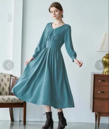 AND COUTURE 허리 턱 스트레치 원피스